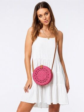 Handwoven Round Straw Shoulder Bag - Rose
